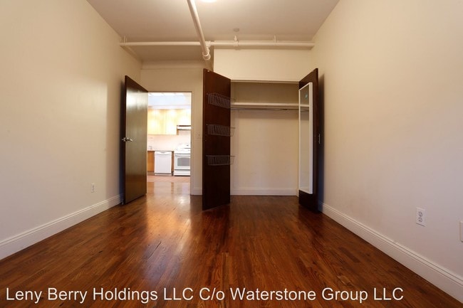 Foto del edificio - 103-119 N 3rd St