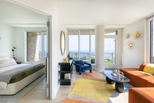 Building Photo - 1515 Surf