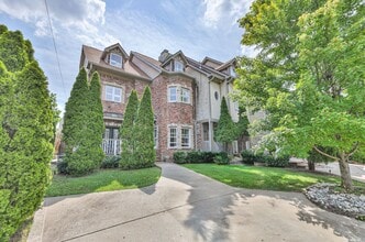 Building Photo - 509 Acklen Park Dr