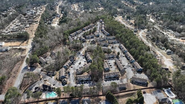  - Alexander Crossing Apartments & Townhomes