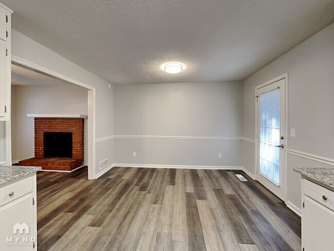 Foto del edificio - 1620 River Trce