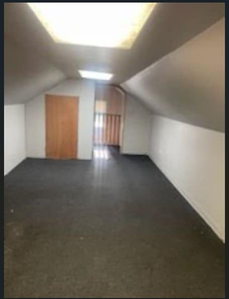 Foto del edificio - 18604 Marx St