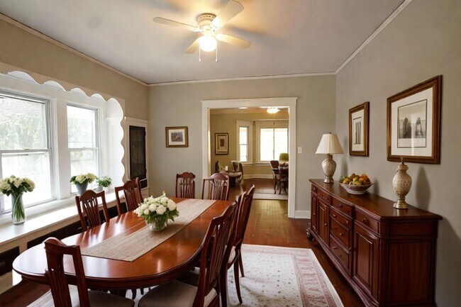 Foto del edificio - 2-Bedroom Lakewood Gem in the Heart of the...
