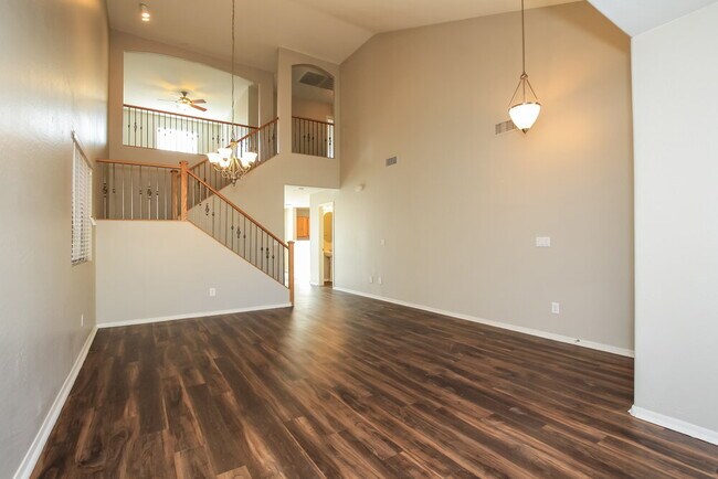 Building Photo - 4738 N 111th Ln