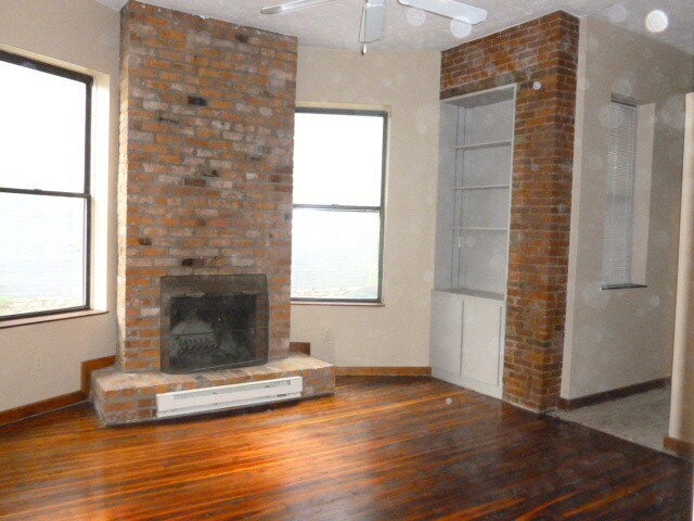 Building Photo - 3207 Vine St