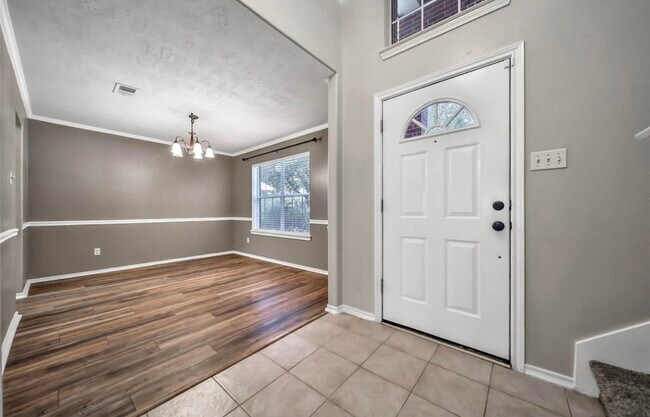 Building Photo - 15342 Sienna Oak Dr