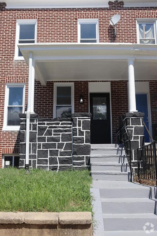 Building Photo - 3436 Ravenwood Ave