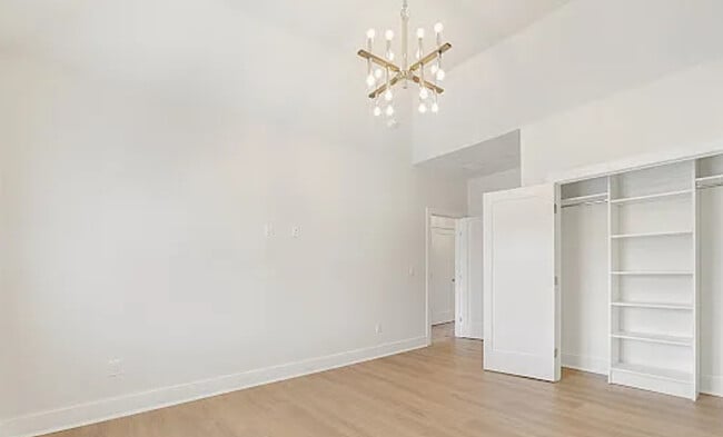 Building Photo - 445 Ramapo Valley Rd