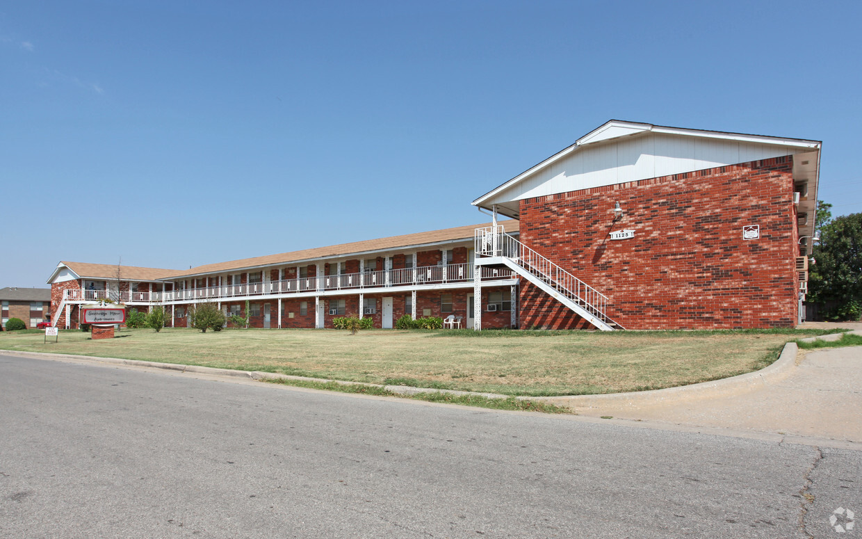 Foto del edificio - Southridge Manor Apartments East