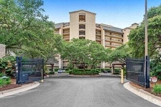 Building Photo - 18269 Colony Dr