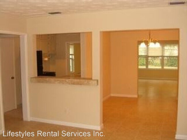 Building Photo - 4 br, 2 bath House - 7005 Greenfern Lane