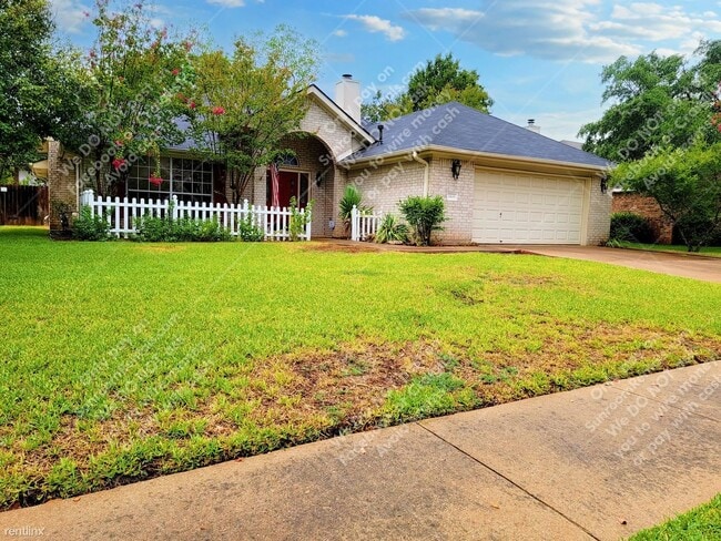 Foto del edificio - 3 br, 2 bath House - 1808 Cedar Bend Dr