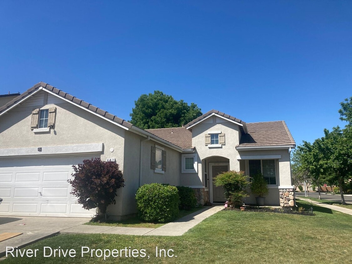 3 br, 2 bath House 401 Azalea Court House Rental in Merced, CA