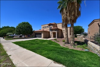 Building Photo - 5649 Valley Maple Dr