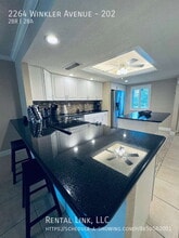 Building Photo - 2264 Winkler Ave