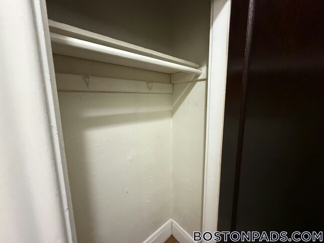 Foto del edificio - 349 Pleasant St