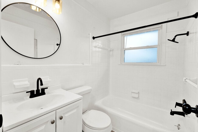 Building Photo - ONE11 RESIDENCES - MT CLEMENS - APARTMENTS