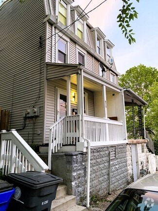 Building Photo - 629 Beech St