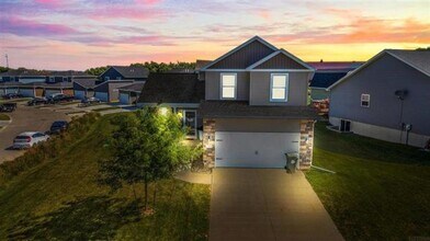 Building Photo - 1514 Hummingbird Cir