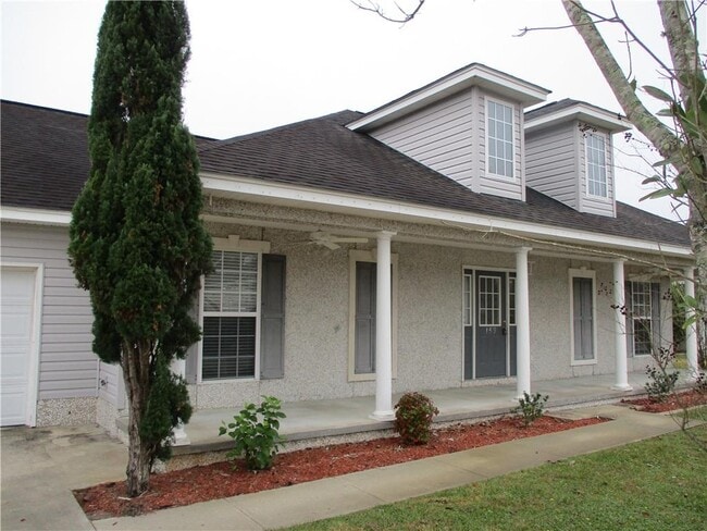 Building Photo - 159 Huntington Cir