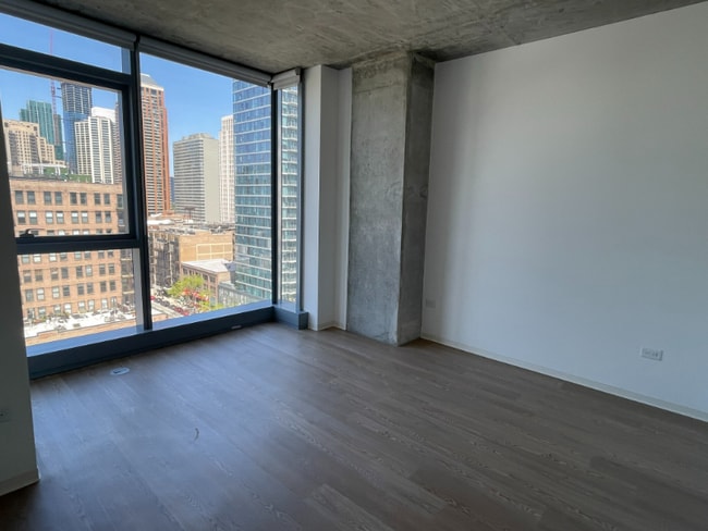 Photo - 1402 S Wabash Ave Apartment