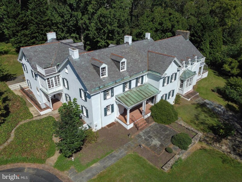 Primary Photo - 21 Willow Creek Ln