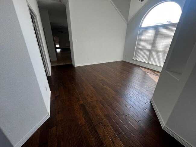 Foto del edificio - 1508 Pillar Bluff Way