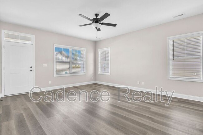 Foto del edificio - 1626 Grey Cliff Run