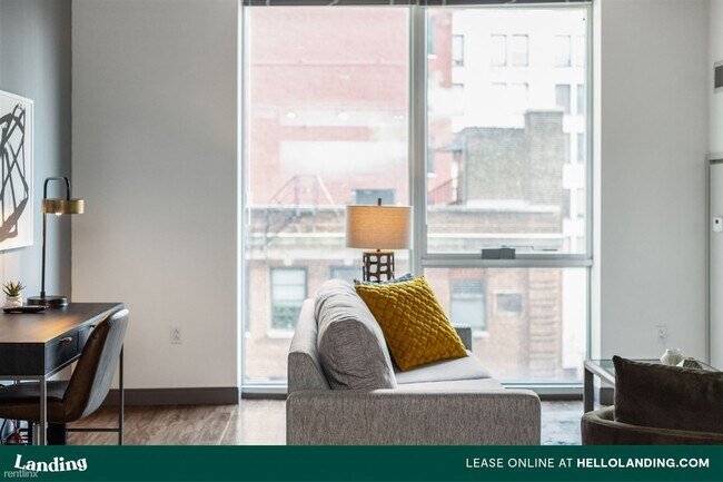 Building Photo - 1 br, 1 bath  - Landing at JeffJack 612