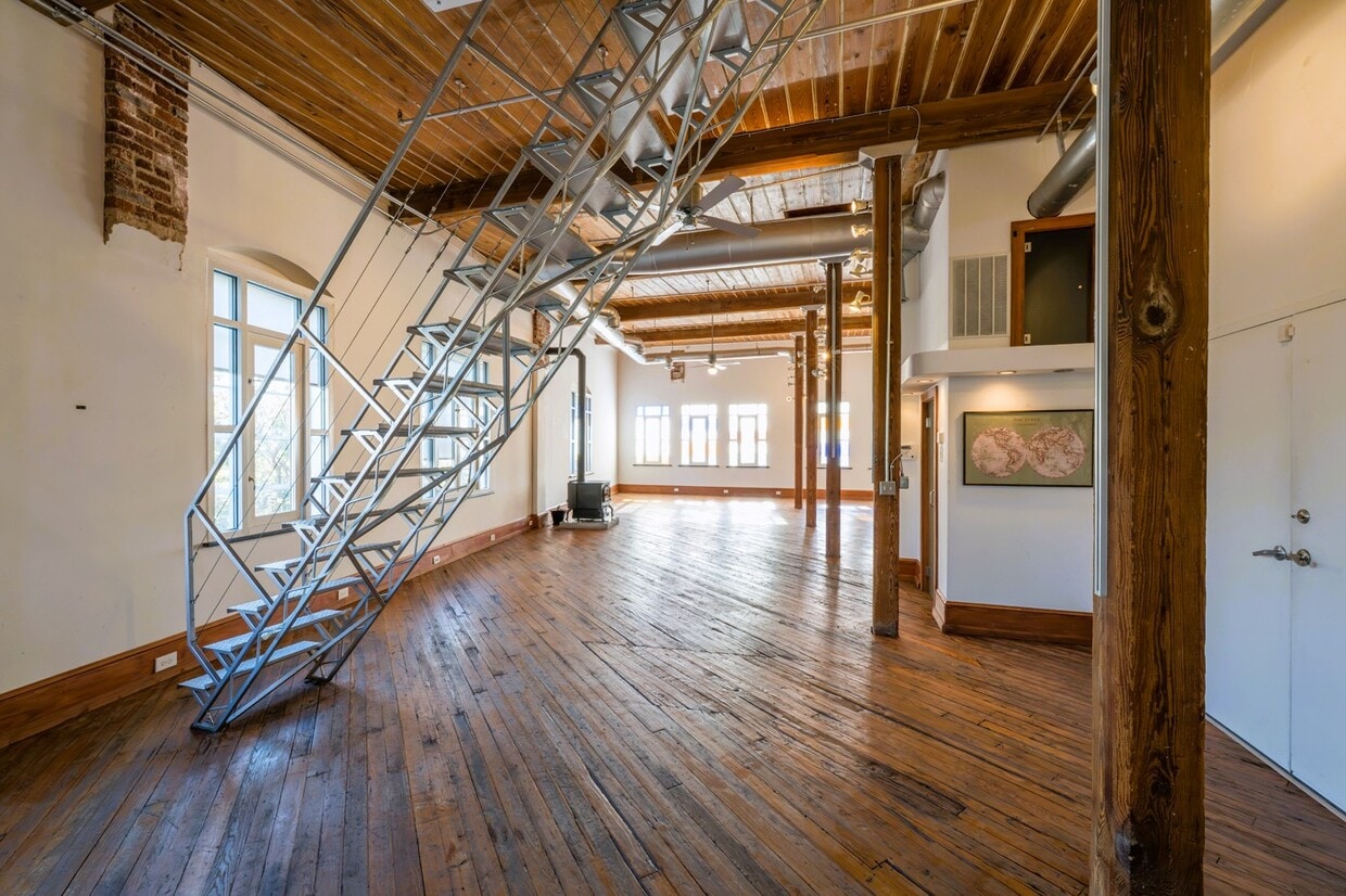 Photo - 161 Mangum St SW (Atlanta, GA)