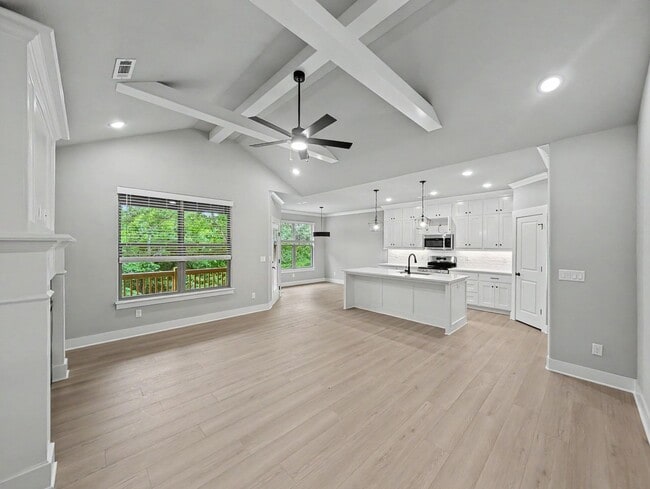 Foto del edificio - Beautiful New Construction Home in Bella Vista