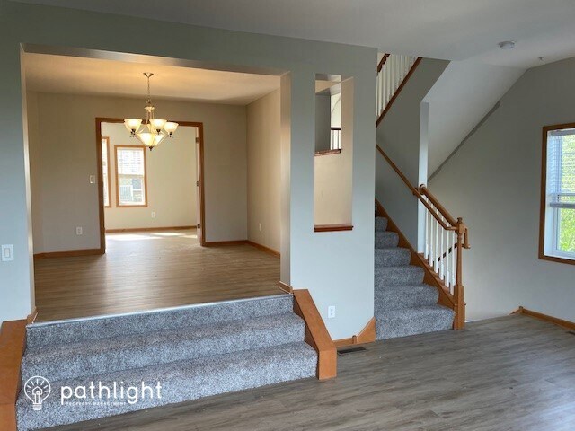 Building Photo - 1627 Fox Hunt Way