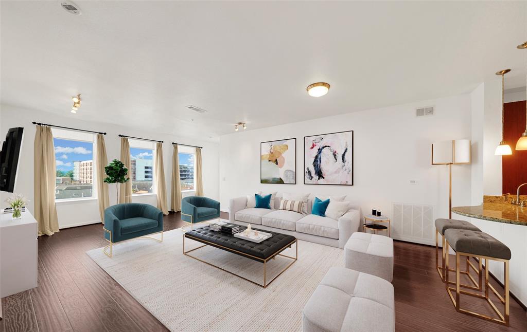 Foto principal - 505 Jackson Hill St