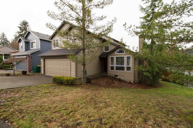 Building Photo - Lovely Corner Home in Quiet Neighborhood w...
