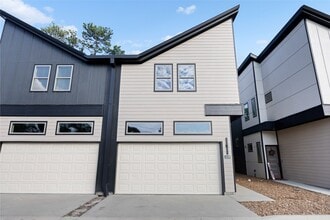 Building Photo - 13842 Bee Flower Ln