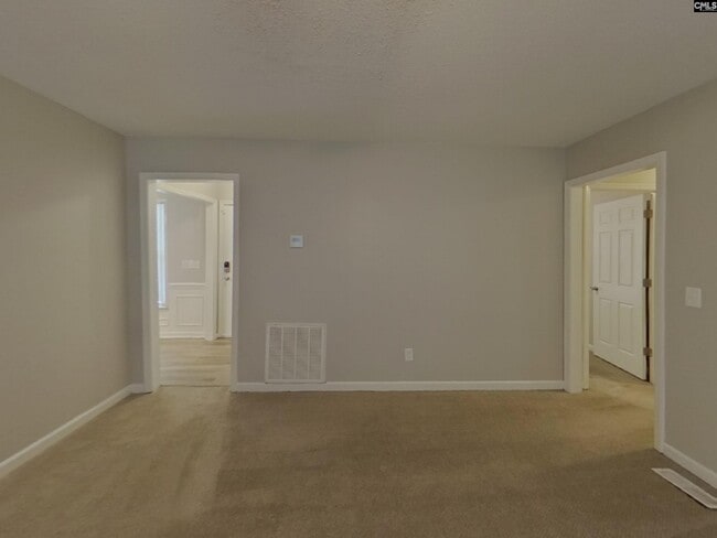 Building Photo - 116 Glenshannon Dr