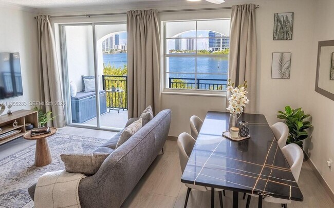 Foto del edificio - 3255 NE 184th St