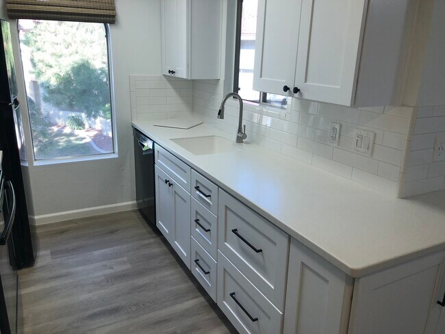 Kitchen with Subway Tile backsplash - 10610 S 48th St