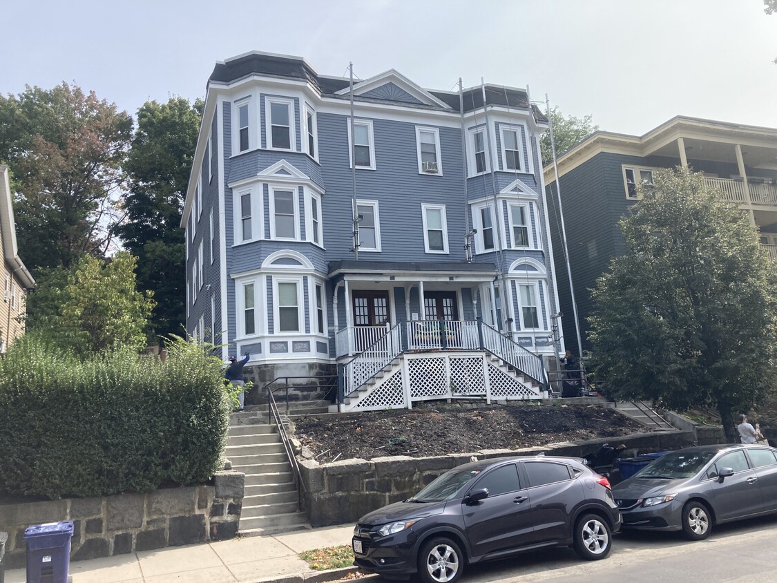 Primary Photo - 108 Hyde Park Ave