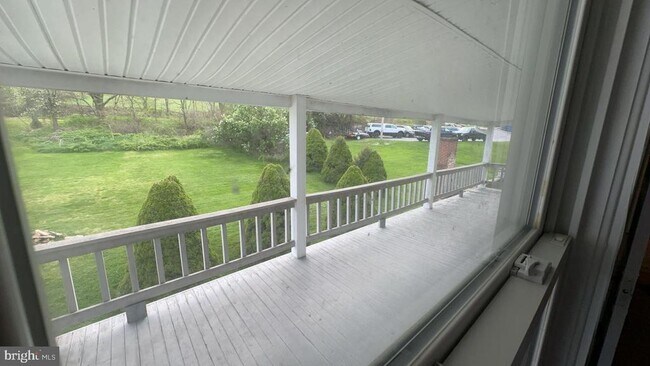 Building Photo - 17024 Sabillasville Rd