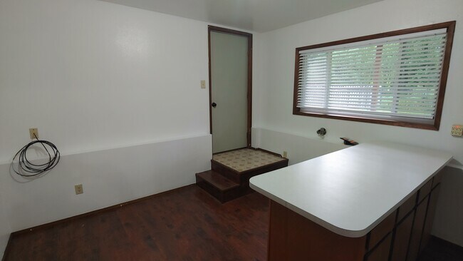 Kitchen & Entry - 9204 Emily Way