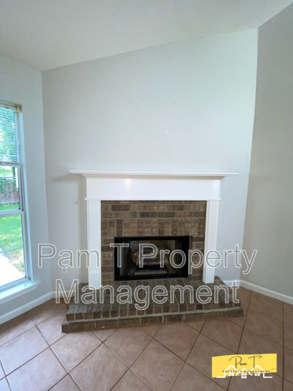 Foto del edificio - 16 Teal Lake Dr