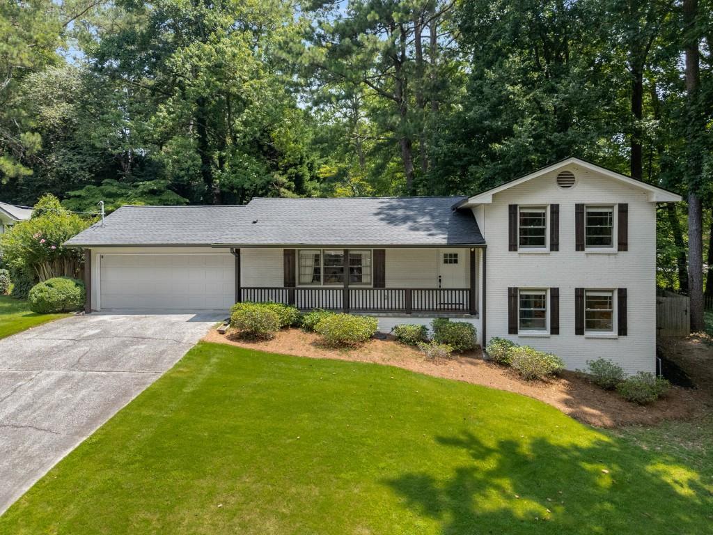 Primary Photo - 2532 Circlewood Rd NE