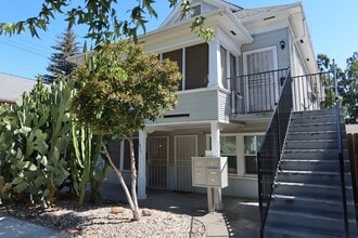 Building Photo - 1917 28th St