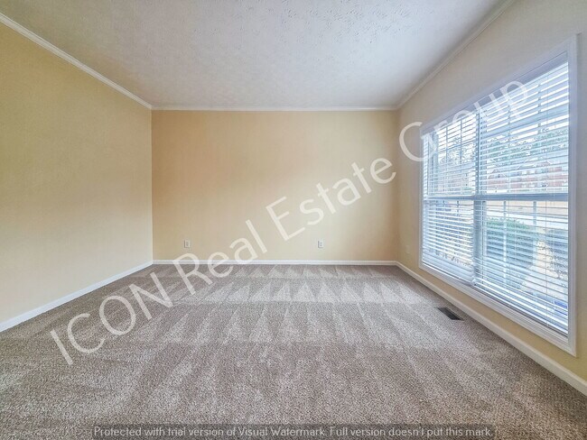 Foto del edificio - 4/2.5 home in a swim/tennis community