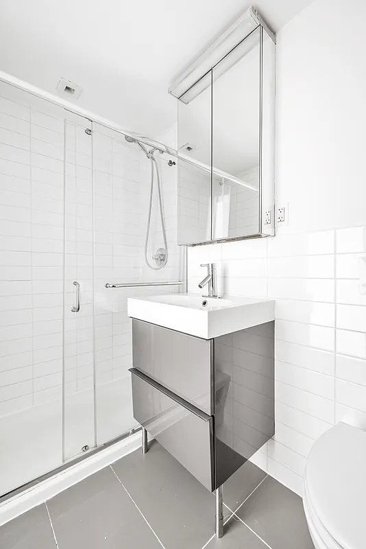 Foto del edificio - 86 Clinton St