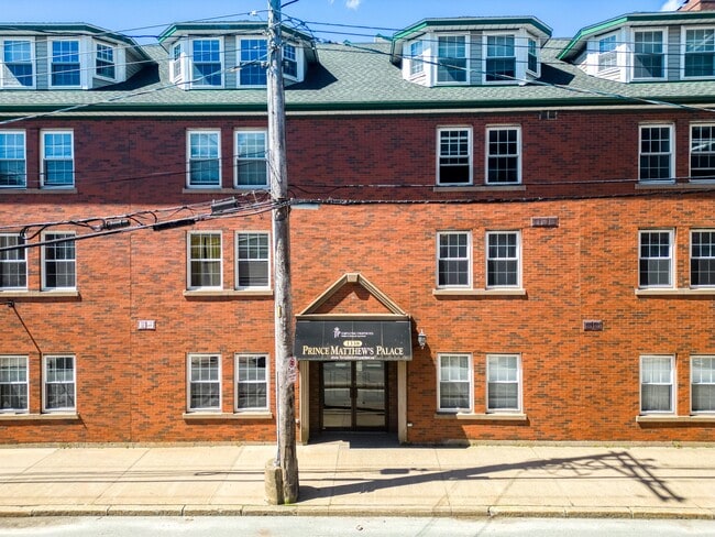 Photo du bâtiment - 1338-1338 Hollis St