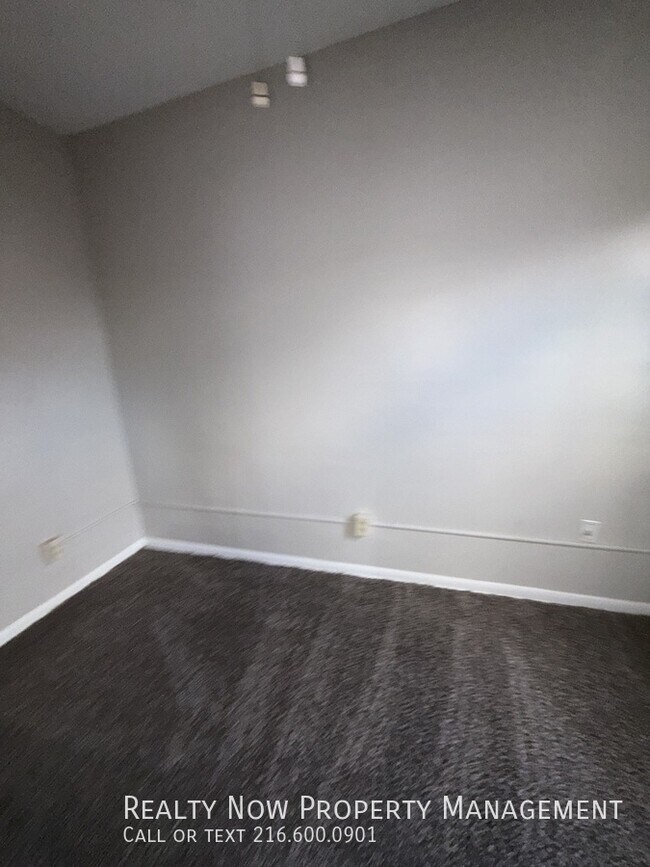Foto del edificio - 3417 Storer Ave