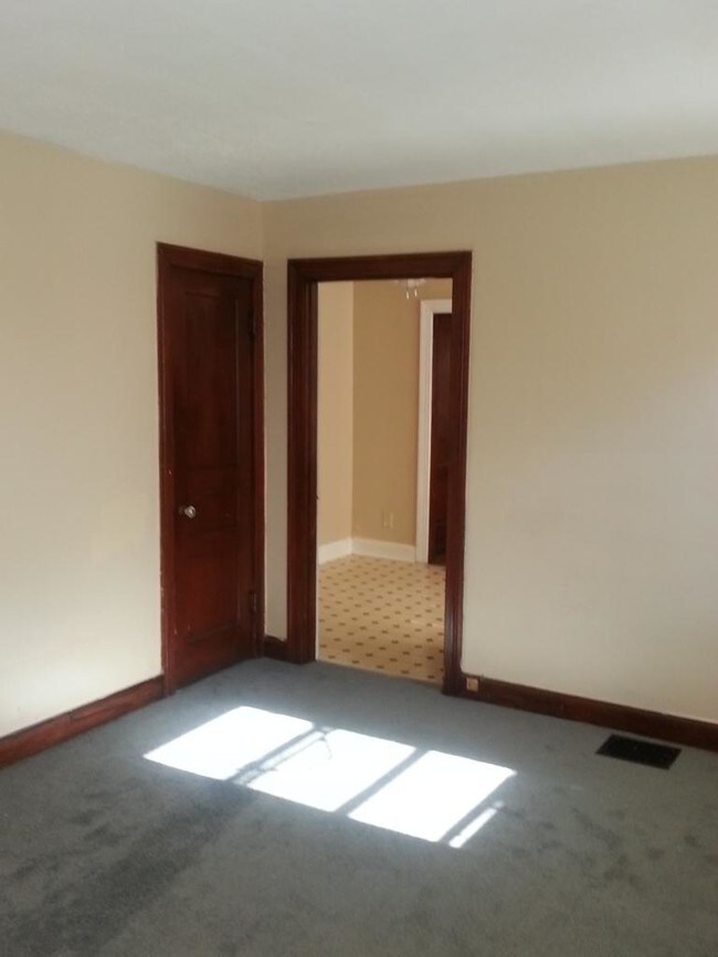 Foto del edificio - 1 bedroom in Louisville KY 40211