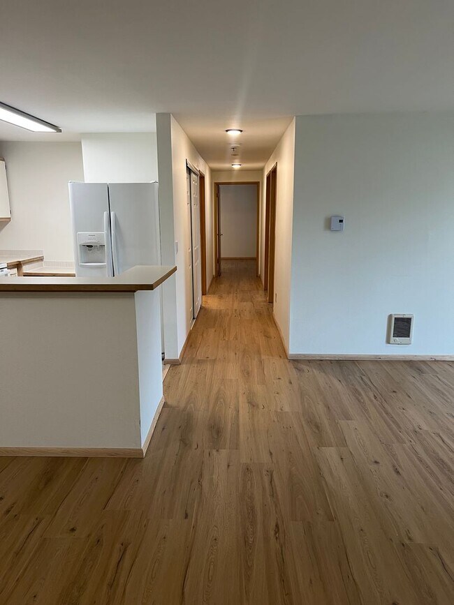 Foto del edificio - Beautifully Maintained condo Renton!